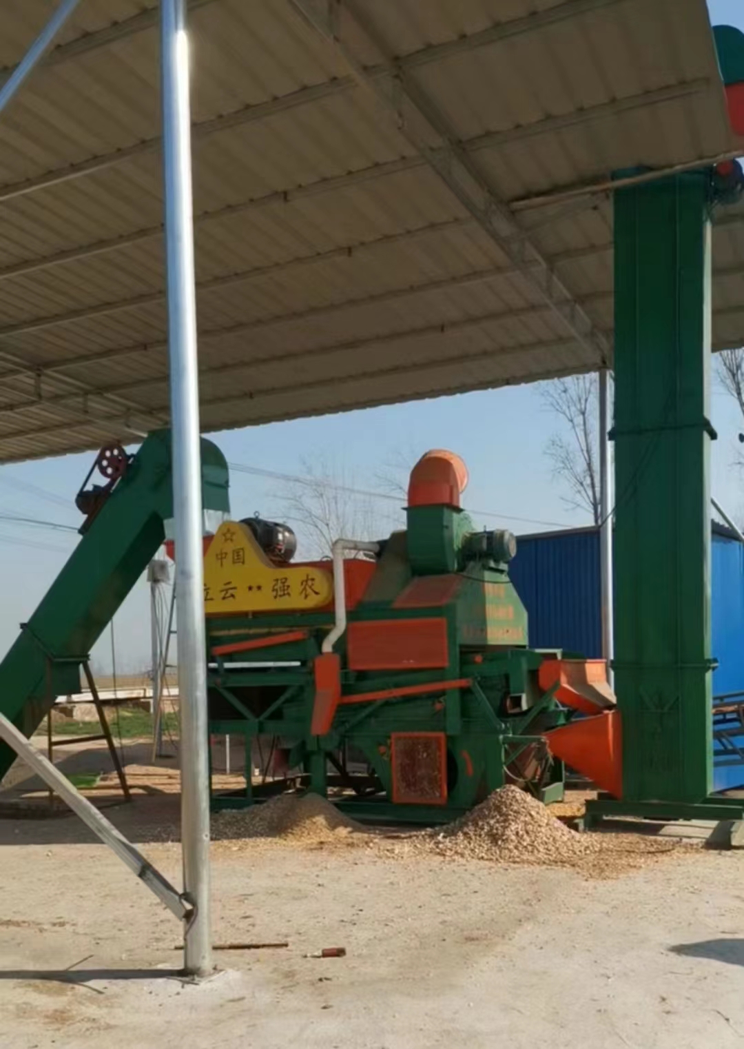 新鄉(xiāng)延津客戶選購凈糧玉米脫粒機
